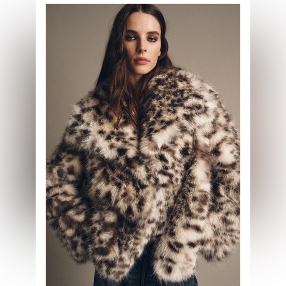 Zara Jackets & Blazers - ZARA BLOGGERS FAV FAUX FUR ANIMAL PRINT COAT